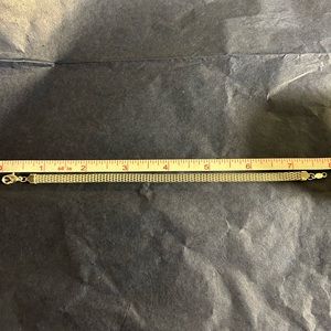 18 karat white gold plated mesh bracelet 7.8 in x 6.2 mm